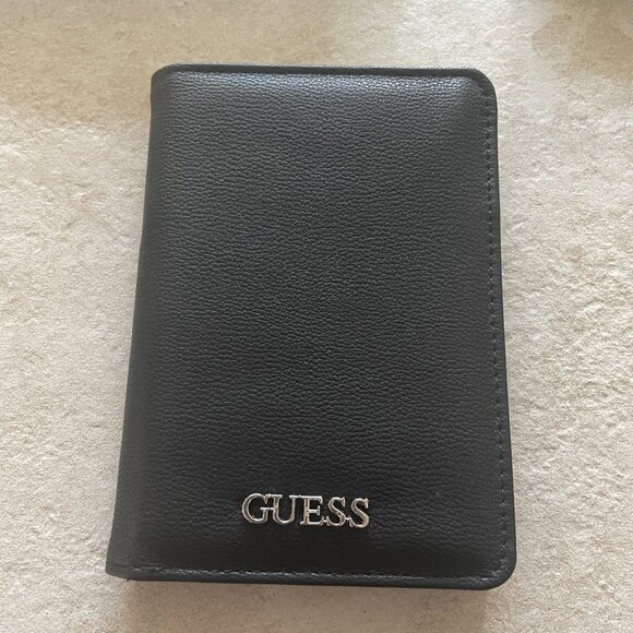 Guess Elite Passport and Card Holder NWOT - Picture 6 of 8